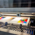 【2025年印刷業界10大ニュース⑨】オフセット枚葉機の「パッケージ・シフト」加速か