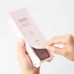 再春館製薬所の「ドモホルンリンクル」のパッケージがすべて紙化　CO2約30％削減