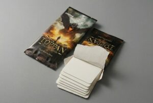 TOPPAN、トレーディングカード向け紙製包材を開発